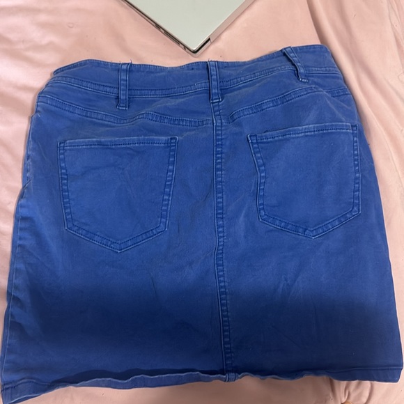 Wilfred miniskirt - Picture 3 of 3